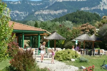 Camping - Menglon - Rhône-Alpes - L'Hirondelle