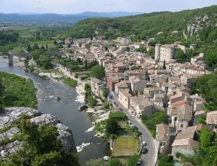 Camping - Vogüé - Rhône-Alpes - L'Oasis des Garrigues