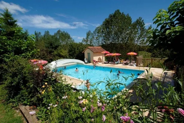 Camping - Rouffignac-Saint-Cernin-de-Reilhac - Aquitaine - L'Offrerie