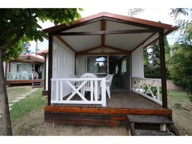 Camping - Junas - Languedoc-Roussillon - l'Olivier