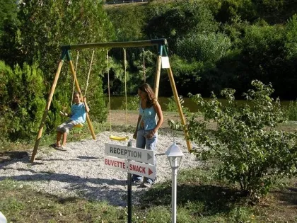 Camping - Saint-Jean-de-Valériscle - Languedoc-Roussillon - L'Orée des Cevennes