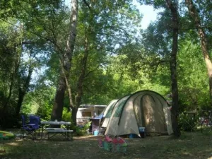 Camping - Rochegude - Languedoc-Roussillon - L'Universal