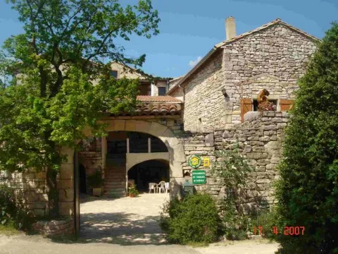 Camping - Montclus - Languedoc-Roussillon - Mas de Linde
