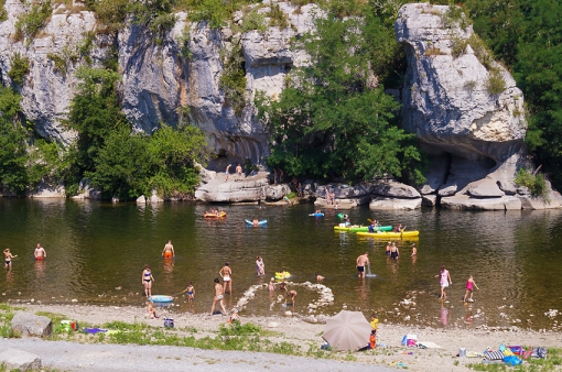 Camping - Berrias et Casteljau - Rhône-Alpes - Mazet Plage
