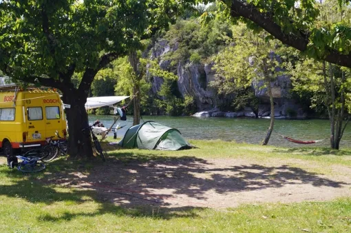 Camping - Berrias et Casteljau - Rhône-Alpes - Mazet Plage