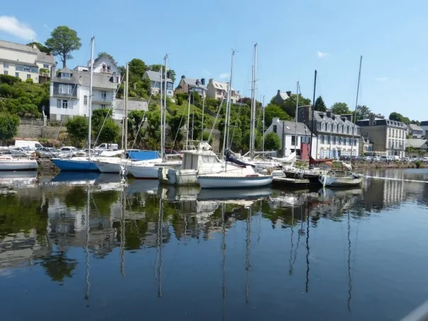 Camping - Plouénan - Bretagne - Mer et Yourtes