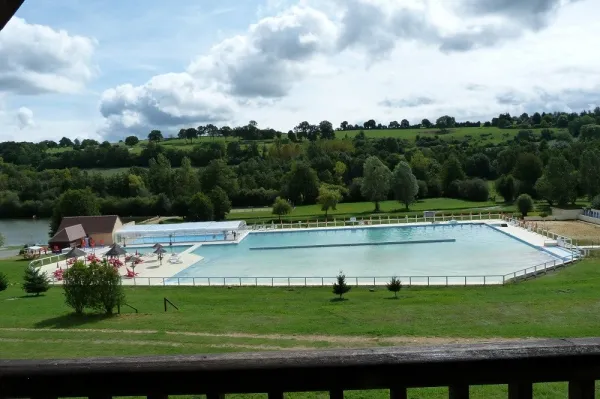 Camping - Longny-au-Perche - Basse-Normandie - Monaco Parc