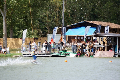 Camping - Moncontour - Poitou-Charentes - Moncontour Active Park - Image #1