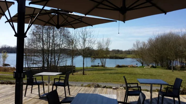 Camping - Moncoutant - Poitou-Charentes - Natura Resort Pescalis