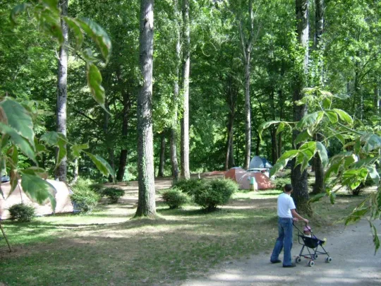 Camping - Sainte-Énimie - Languedoc-Roussillon - Nature et Rivière