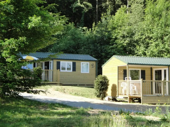 Camping - Luzy - Bourgogne - Naturiste Domaine de la Gagère