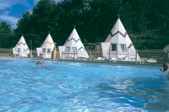 Camping OK Corral - Cuges-les-Pins