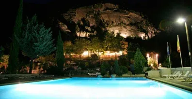 Camping - Puget-Théniers - Provence-Alpes-Côte d'Azur - Origan - Domaine Naturiste
