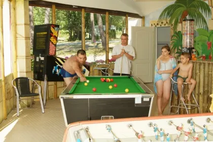 Camping - Douville - Aquitaine - Orpheo Negro