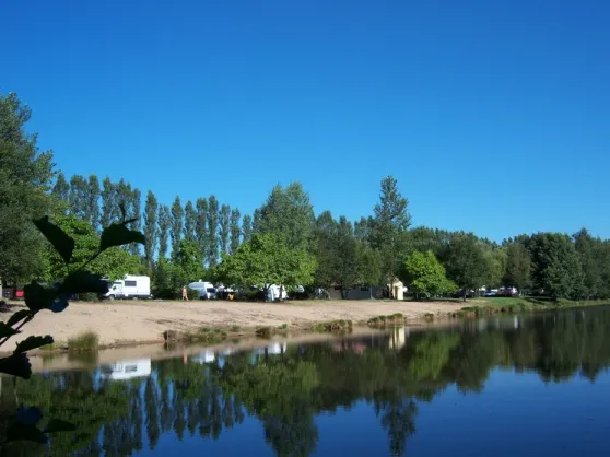 Camping - Saint-Sauveur-en-Puisaye - Bourgogne - Parc des Joumiers