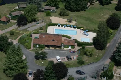 Camping - Mialet - Aquitaine - Parc Résidentiel de Loisirs Vivale