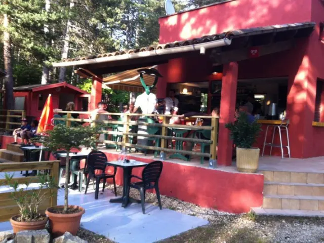 Camping - Vagnas - Rhône-Alpes - Parc Saint Sauvayre