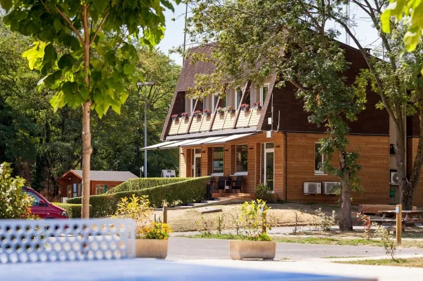 Camping - Champigny-sur-Marne - Ile de France - Paris Est
