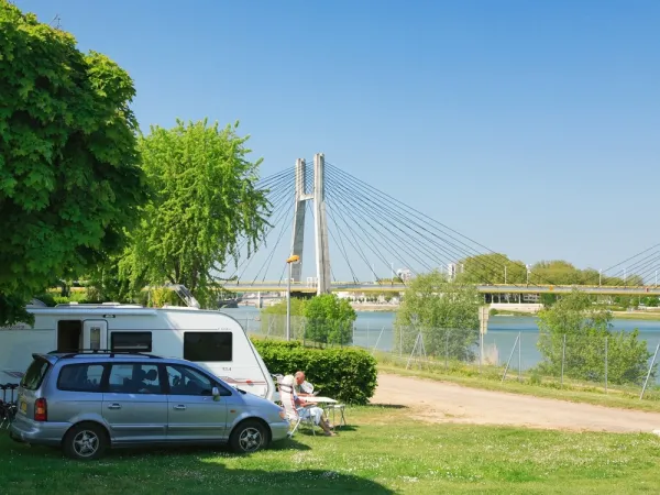 Camping - Saint-Marcel - Bourgogne - Pont de Bourgogne