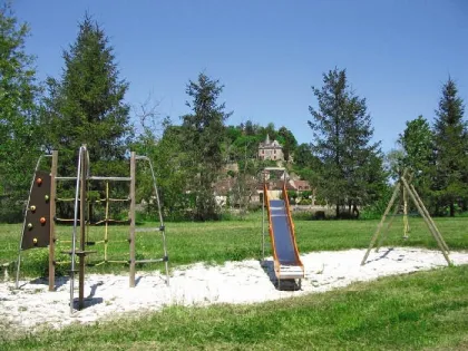 Camping - Allès-sur-Dordogne - Aquitaine - Port de Limeuil