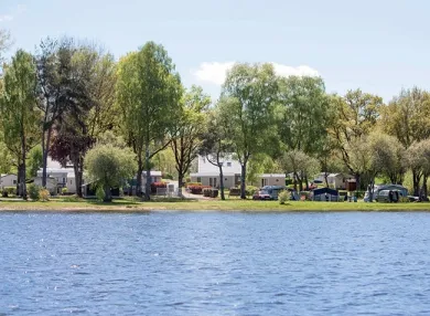 Camping - Neuvic - Limousin - Port de Neuvic