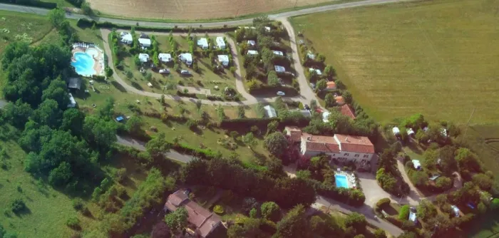Camping - Cordes-Sur-Ciel - Midi-Pyrénées - Camping Redon