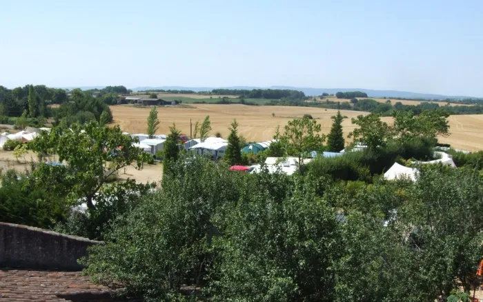Camping - Cordes-Sur-Ciel - Midi-Pyrénées - Camping Redon