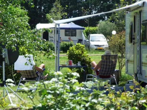 Camping - Cordes-Sur-Ciel - Midi-Pyrénées - Camping Redon