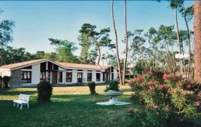 Camping - Ronce-les-Bains - Poitou-Charentes - Résidence Club Sous les Pins