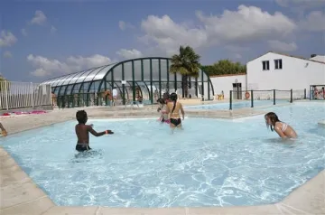 Camping - Breuillet - Poitou-Charentes - Céleste