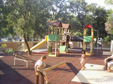 Camping - Hyères - Provence-Alpes-Côte d'Azur - Vert Gapeau