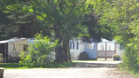 Camping - Saint-Michel-Chef-Chef - Pays de Loire - Vieux Chateau