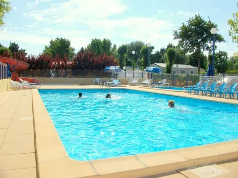 Camping - Saint-Hilaire-de-Riez - Pays de Loire - Villa Campista