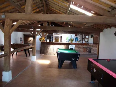 Camping - Saint-Hilaire-de-Riez - Pays de Loire - Villa Campista
