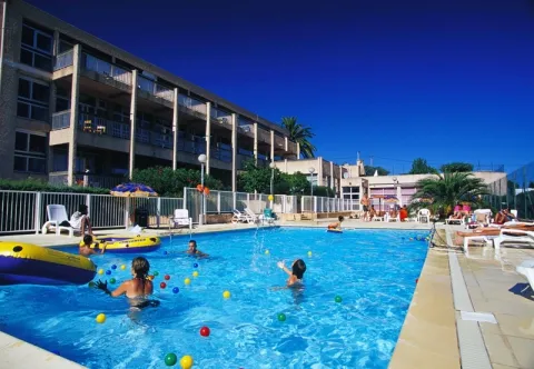 Camping - Fréjus - Provence-Alpes-Côte d'Azur - Village Club Le Kangourou