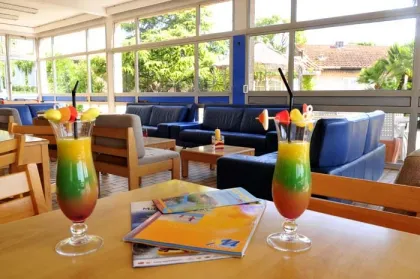 Camping - Fréjus - Provence-Alpes-Côte d'Azur - Village Club Le Kangourou