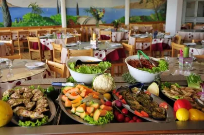 Camping - Fréjus - Provence-Alpes-Côte d'Azur - Village Club Le Kangourou
