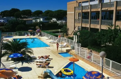 Camping - Fréjus - Provence-Alpes-Côte d'Azur - Village Club Le Kangourou