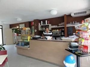 Camping - Fondotoce di Verbania - Piémont - Résidence Il Borgo delle Arti