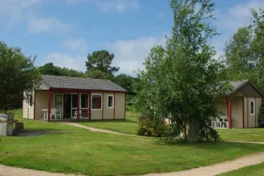 Camping - Pleumeur-Bodou - Bretagne - Village de Chalets Stereden
