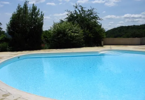 Camping - Saint-Denis-lès-Martel - Midi-Pyrénées - Village de Gites Chateau de Termes
