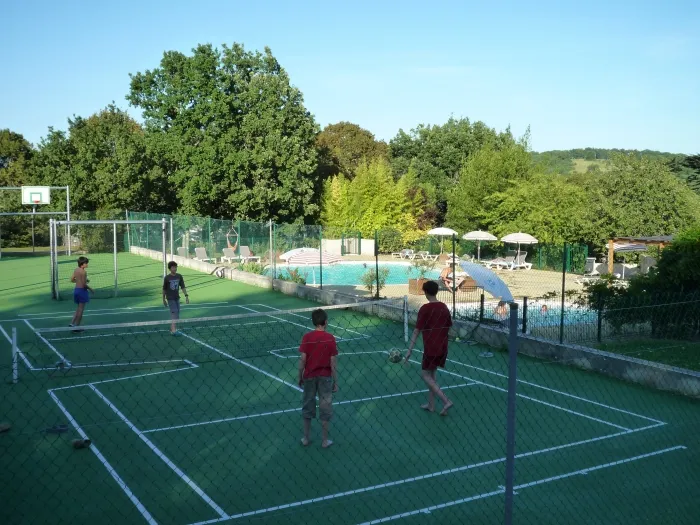 Camping - Saint-Denis-lès-Martel - Midi-Pyrénées - Village de Gites Chateau de Termes