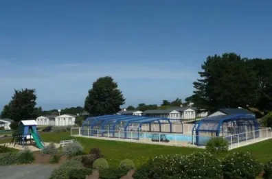 Camping - Plestin-les-Grèves - Bretagne - Village de l'Armorique