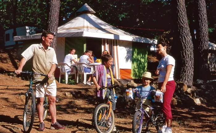 Camping - Joyeuse - Rhône-Alpes - Village de vacances la Croix de Vinchannes