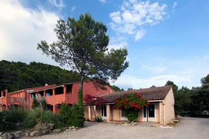 Camping - Figanières - Provence-Alpes-Côte d'Azur - Village de Vacances Le Domaine du Thronnet
