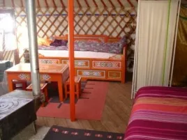 Camping - Plessix-Balisson - Bretagne - Village de Yourtes