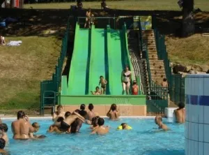 Camping - Cordes-Sur-Ciel - Midi-Pyrénées - Village Le Garissou