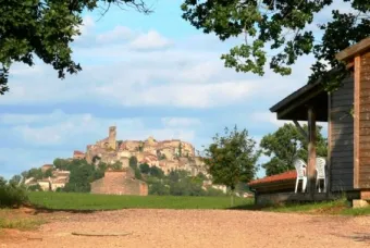 Camping - Cordes-Sur-Ciel - Midi-Pyrénées - Village Le Garissou