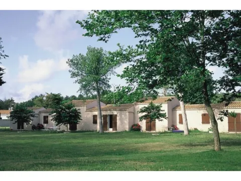 Camping - Saint-Trojan-les-Bains - Poitou-Charentes - Village Les Bris