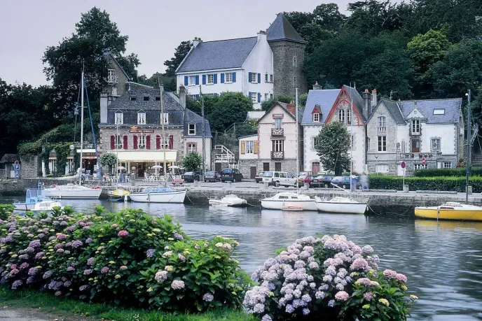 Camping - Argol - Bretagne - Village Vacances Ar Menez